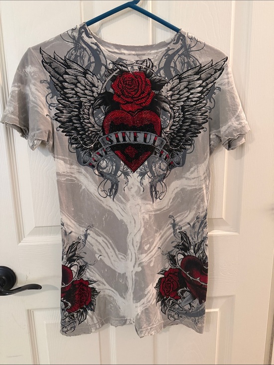 Sinful Tops - Women’s  Gray Short Sleeve Tee with Red Rose & Heart Graphic